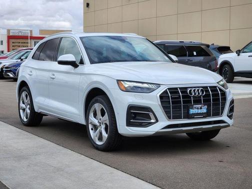 2021 Audi Q5 45 Prestige