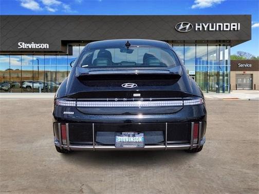 2025 Hyundai IONIQ 6 Limited