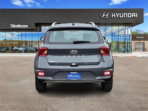 2024 Hyundai VENUE Limited