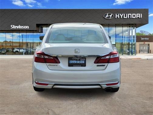 2016 Honda Accord LX