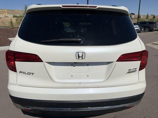 White Diamond Pearl 2018 Honda Pilot Elite