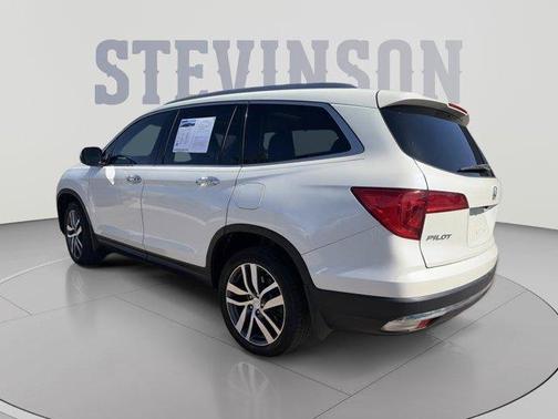 White Diamond Pearl 2018 Honda Pilot Elite