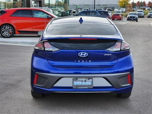 2022 Hyundai IONIQ Plug-In Hybrid SEL