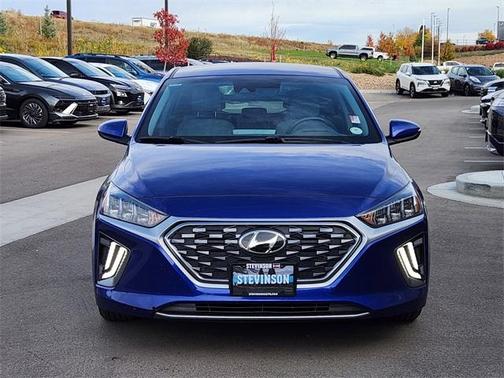 2022 Hyundai IONIQ Plug-In Hybrid SEL