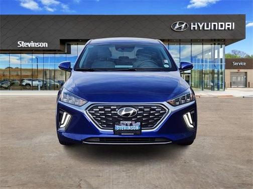 2022 Hyundai IONIQ Plug-In Hybrid SEL