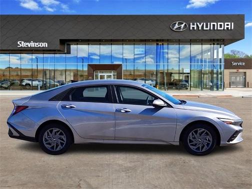 2025 Hyundai ELANTRA HEV Blue