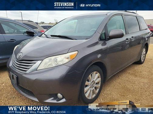 2012 Toyota Sienna XLE