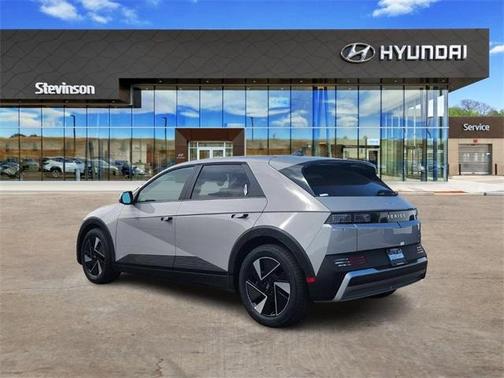 2025 Hyundai IONIQ 5 SE