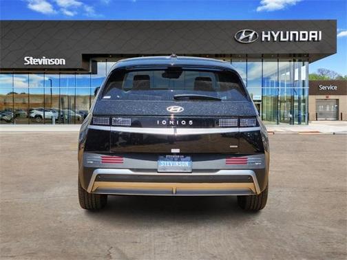 2025 Hyundai IONIQ 5 SE