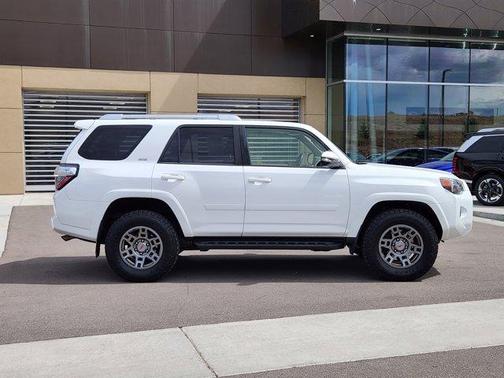 Super White 2018 Toyota 4Runner SR5 Premium