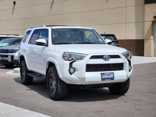 Super White 2018 Toyota 4Runner SR5 Premium