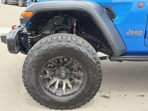 Hydro Blue Pearlcoat 2025 Jeep Wrangler Rubicon