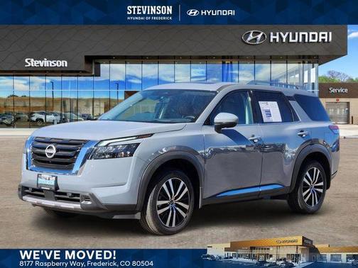 2025 Nissan Pathfinder Platinum