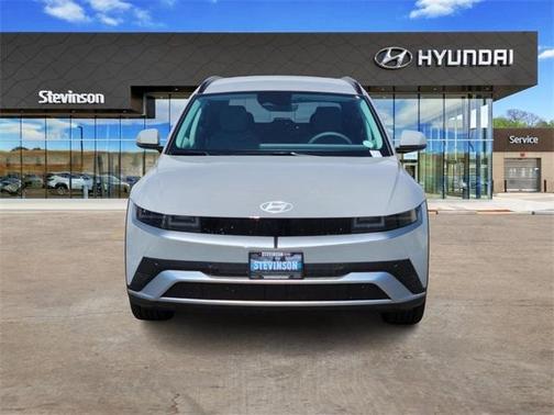2025 Hyundai IONIQ 5 SE Standard Range