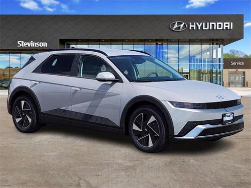 2025 Hyundai IONIQ 5 SE Standard Range