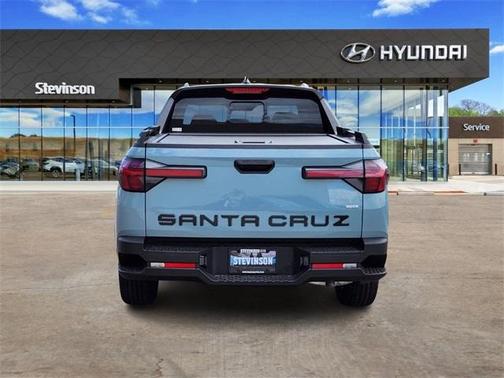 2025 Hyundai SANTA CRUZ SEL Activity