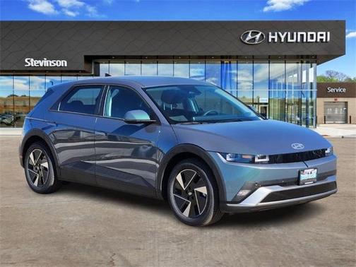 2026 Hyundai IONIQ 5 SE