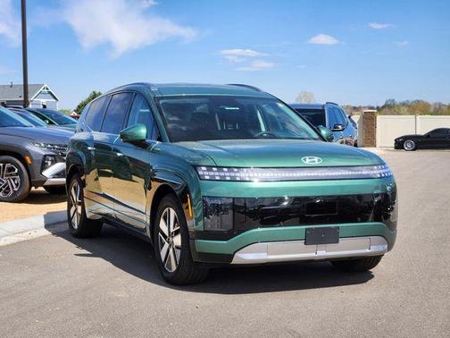 Green 2026 Hyundai IONIQ 9 SEL