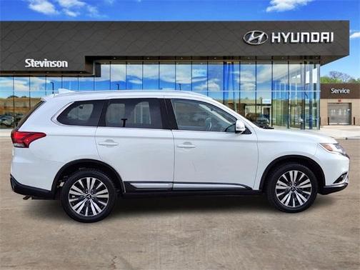 2020 Mitsubishi Outlander SEL