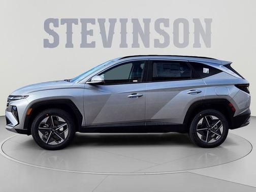 Shimmering Silver 2026 Hyundai TUCSON SEL Premium