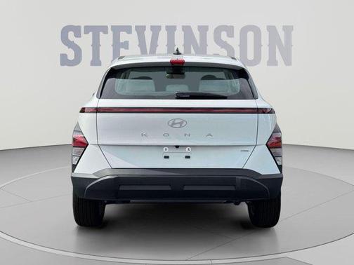 White 2027 Hyundai KONA SE