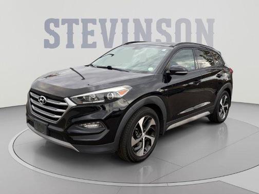 Black Noir Pearl 2018 Hyundai TUCSON Value