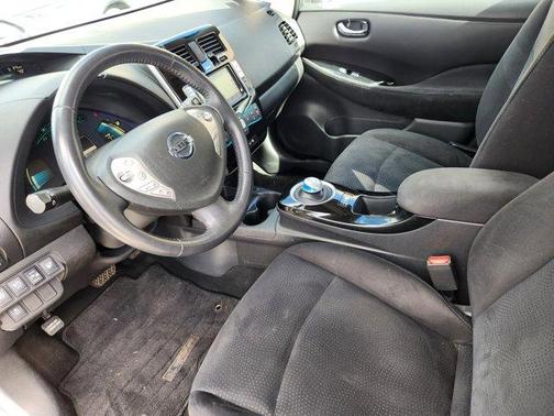 2016 Nissan Leaf SV