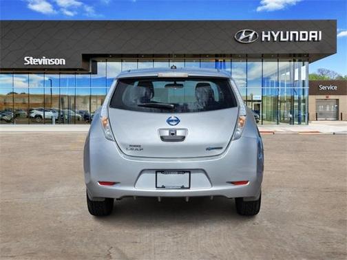 2016 Nissan Leaf SV
