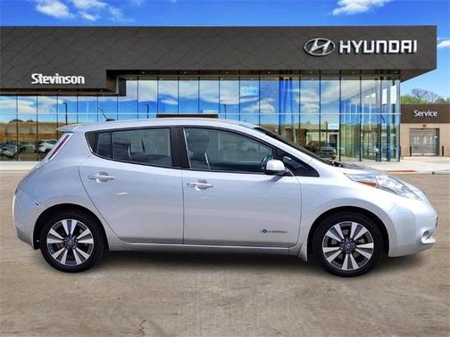 2016 Nissan Leaf SV