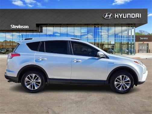 2016 Toyota RAV4 Hybrid XLE