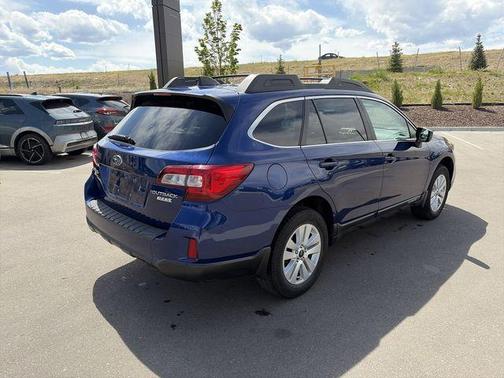 Lapis Blue Pearl 2017 Subaru Outback 2.5i Premium