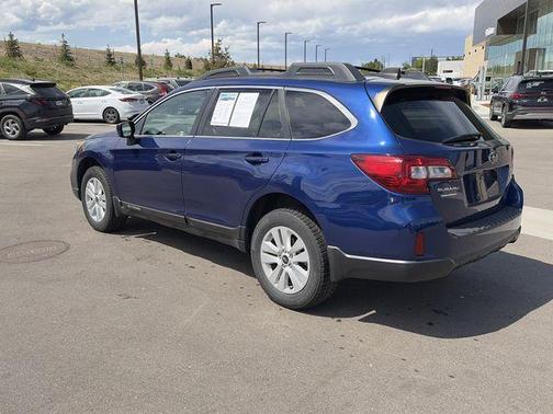 Lapis Blue Pearl 2017 Subaru Outback 2.5i Premium