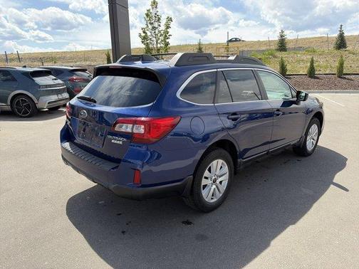 Lapis Blue Pearl 2017 Subaru Outback 2.5i Premium