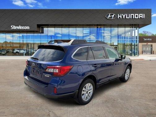 Lapis Blue Pearl 2017 Subaru Outback 2.5i Premium