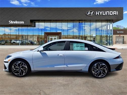 2025 Hyundai IONIQ 6 SEL