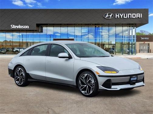 2025 Hyundai IONIQ 6 SEL
