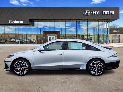 2025 Hyundai IONIQ 6 SEL
