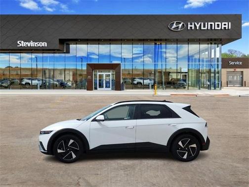 2025 Hyundai IONIQ 5 SEL
