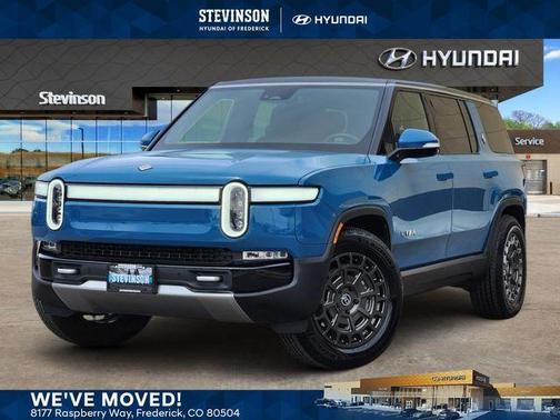 2024 Rivian R1S Adventure