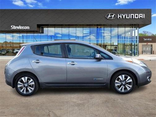 2015 Nissan Leaf SV