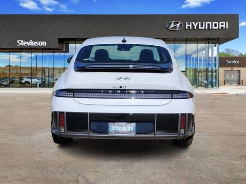 2025 Hyundai IONIQ 6 SEL