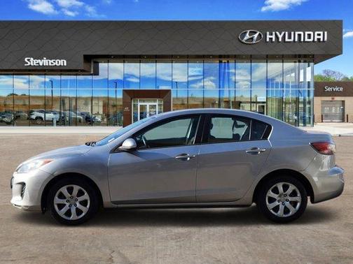 2013 Mazda Mazda3 i SV