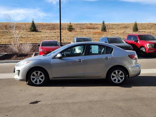 2013 Mazda Mazda3 i SV