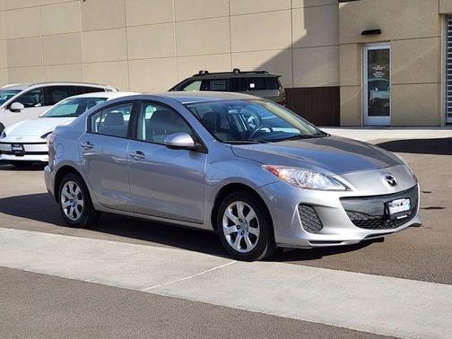 2013 Mazda Mazda3 i SV