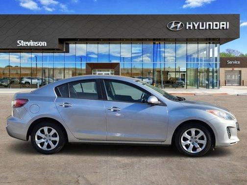 2013 Mazda Mazda3 i SV