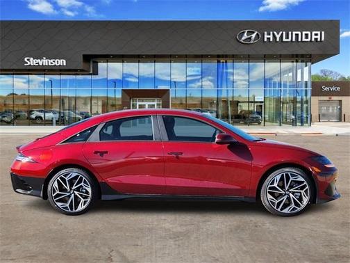 2025 Hyundai IONIQ 6 SEL