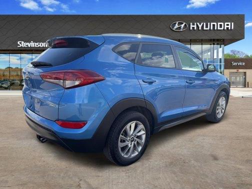 Caribbean Blue 2016 Hyundai TUCSON SE