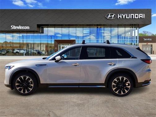 2024 Mazda CX-90 PHEV Premium Plus