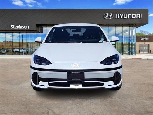 2025 Hyundai IONIQ 6 SEL