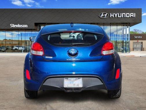 2016 Hyundai Veloster Base